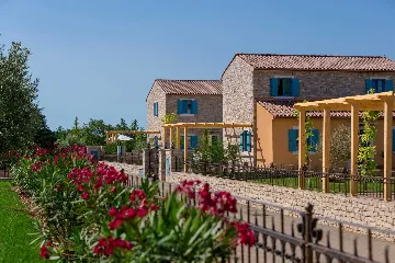 Modern Villa with Pool and Garden in Umag