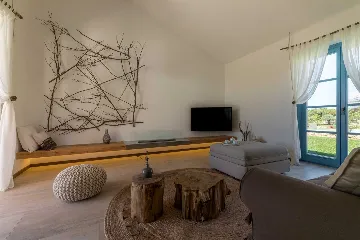 Modern Villa with Pool and Garden in Umag