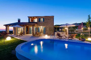 Modern Villa with Pool and Garden in Umag