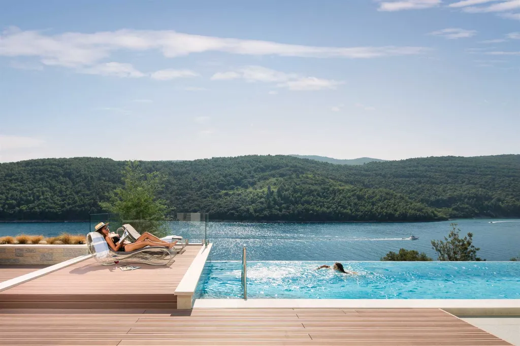 Private Seafront Villa with Pool in Labin
