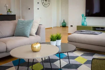 Modern 6-Bedroom Villa with Pool near Vodnjan