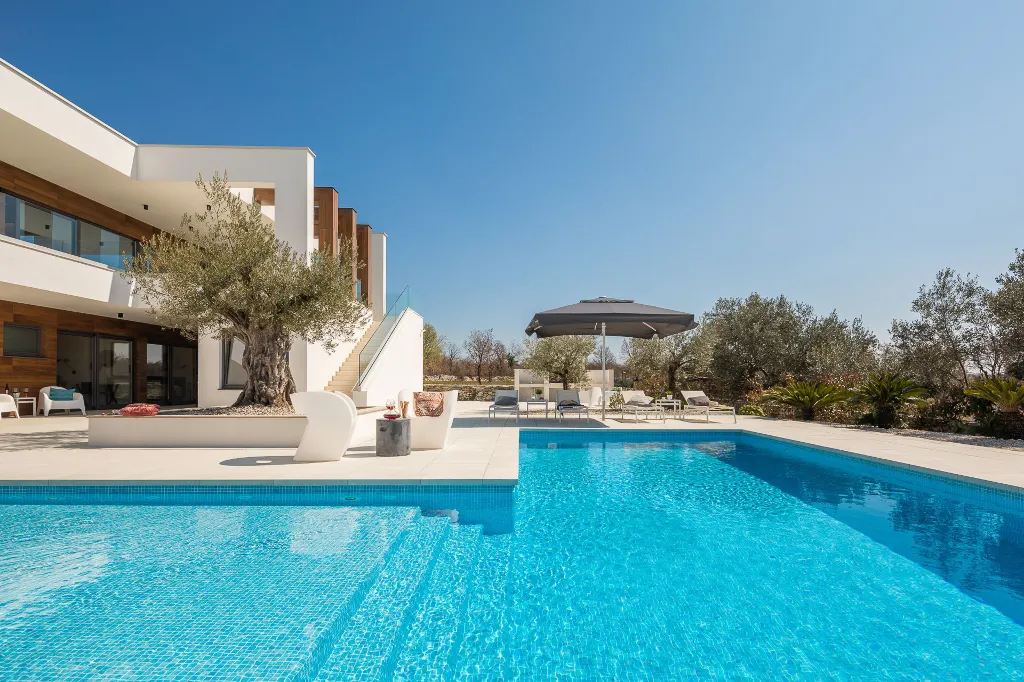 Contemporary Villa Retreat with Pool in Vodnjan