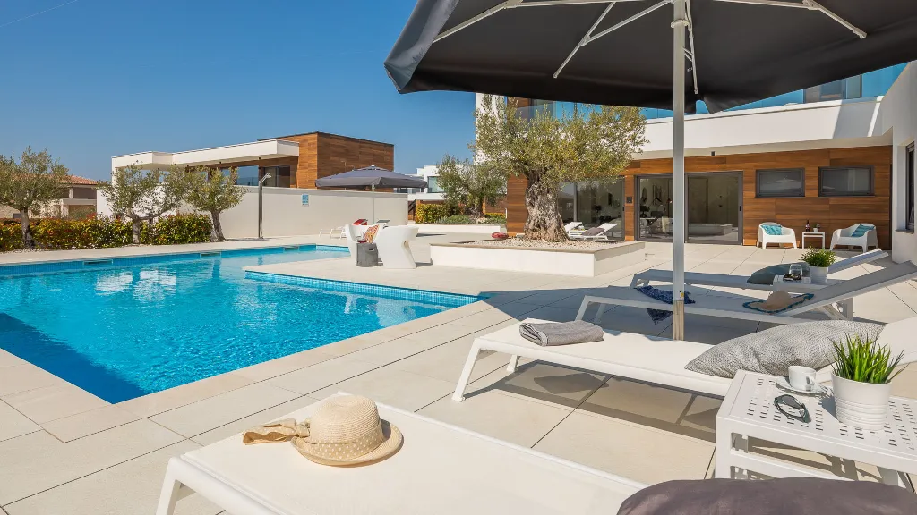 Contemporary Villa Retreat with Pool in Vodnjan