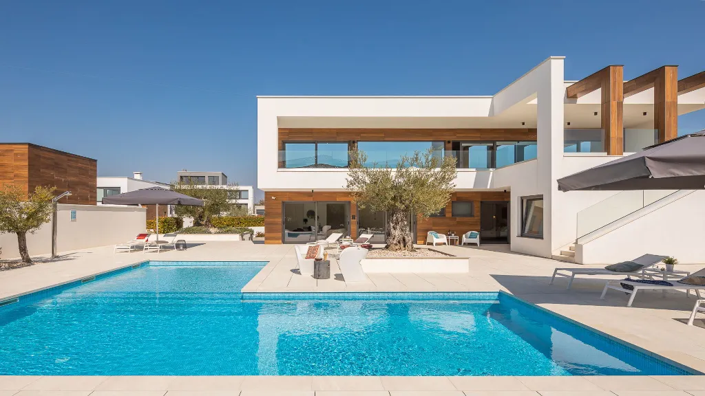 Contemporary Villa Retreat with Pool in Vodnjan