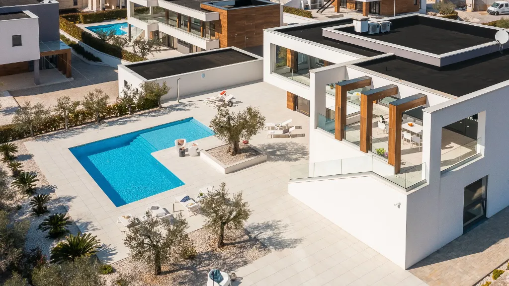 Contemporary Villa Retreat with Pool in Vodnjan