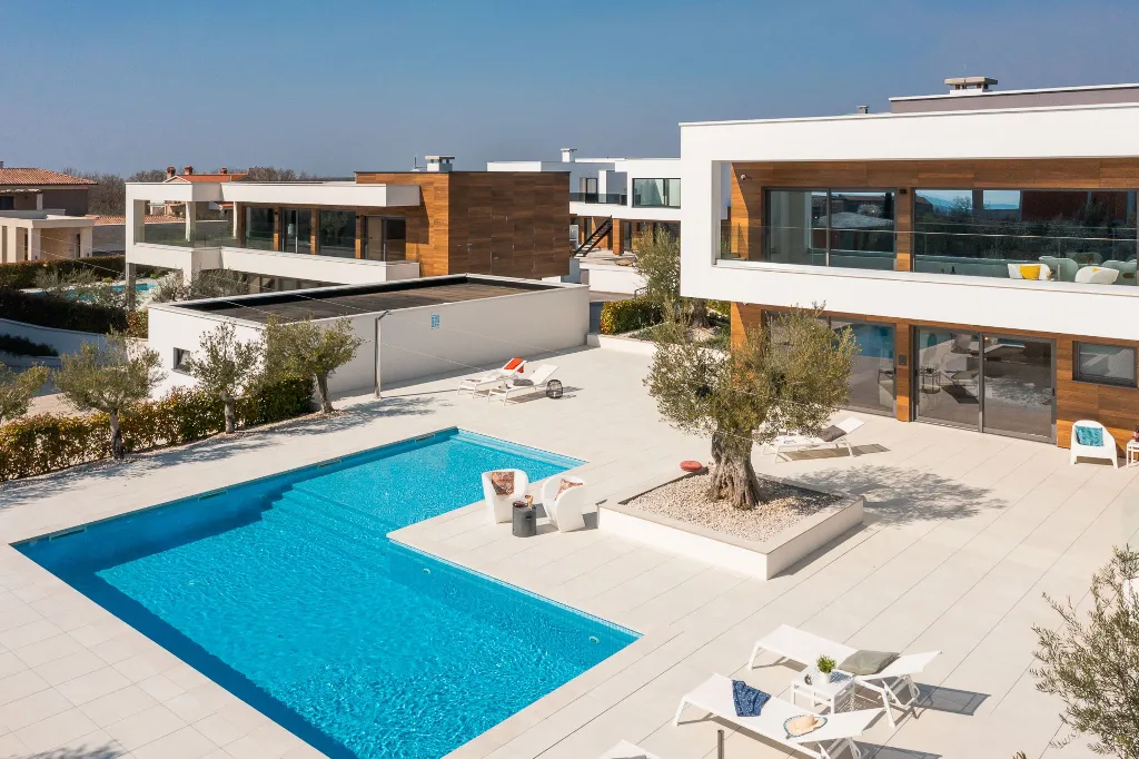 Contemporary Villa Retreat with Pool in Vodnjan