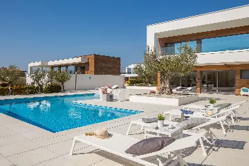 Contemporary Villa Retreat with Pool in Vodnjan