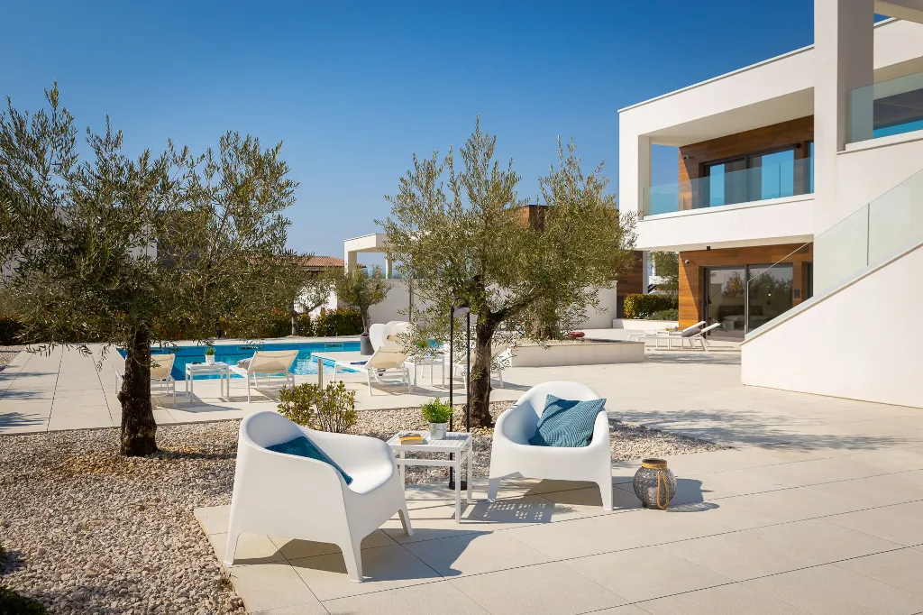 Contemporary Villa Retreat with Pool in Vodnjan