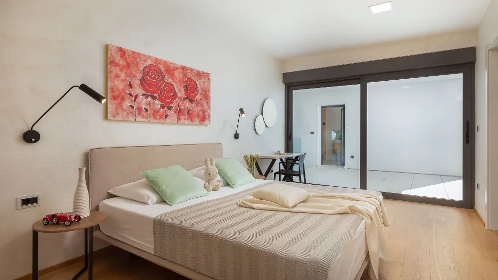 Contemporary Villa Retreat with Pool in Vodnjan