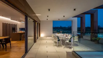 Contemporary Villa Retreat with Pool in Vodnjan