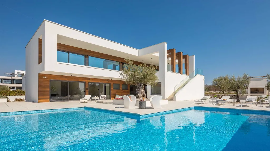 Contemporary Villa Retreat with Pool in Vodnjan