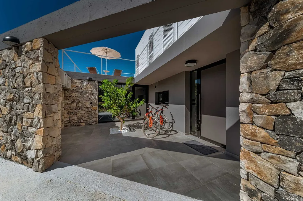 Contemporary Villa with Pool in Sutivan, Brac