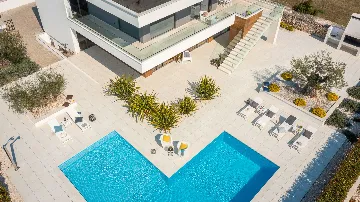 Modern Villa with Pool and Entertainment Room Vodnjan