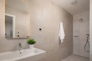 Modern Villa with Pool and Entertainment Room Vodnjan