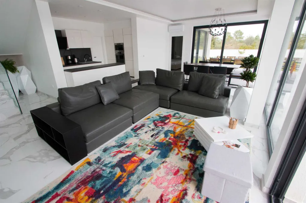 Modern Villa with Pool in Zaton