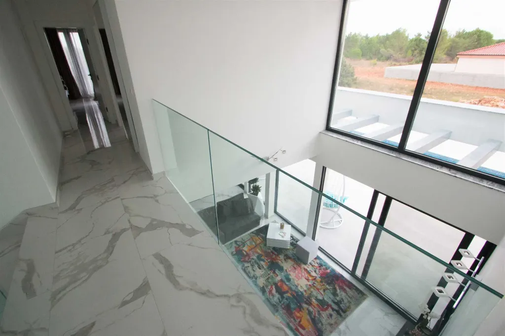Modern Villa with Pool in Zaton