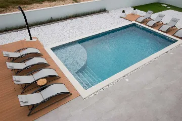 Modern Villa with Pool in Zaton