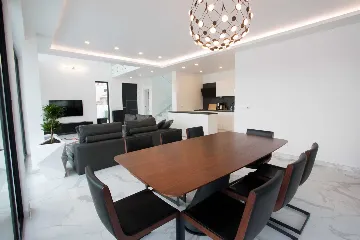 Modern Villa with Pool in Zaton