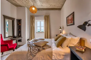 Stylish 4-Bedroom Villa with Pool in Opatija