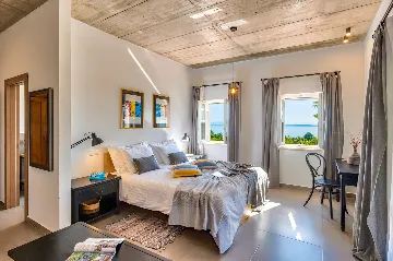 Stylish 4-Bedroom Villa with Pool in Opatija