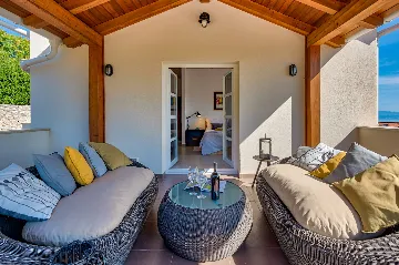 Stylish 4-Bedroom Villa with Pool in Opatija