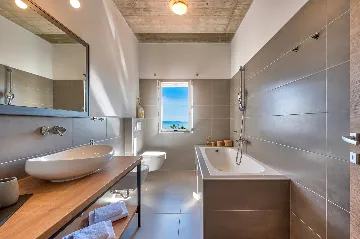 Stylish 4-Bedroom Villa with Pool in Opatija