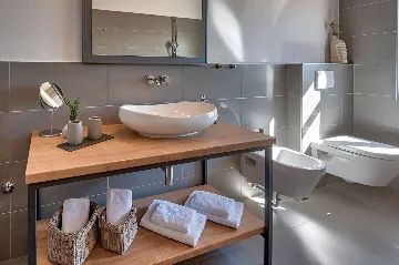 Stylish 4-Bedroom Villa with Pool in Opatija