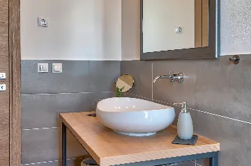 Stylish 4-Bedroom Villa with Pool in Opatija