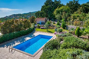 Stylish 4-Bedroom Villa with Pool in Opatija