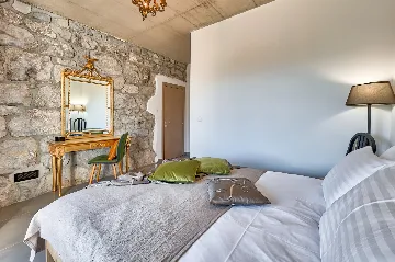 Stylish 4-Bedroom Villa with Pool in Opatija