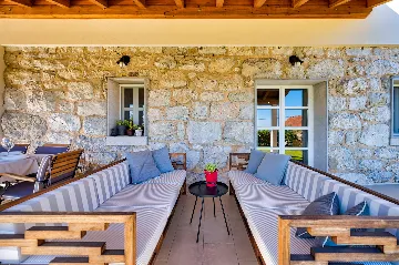 Stylish 4-Bedroom Villa with Pool in Opatija