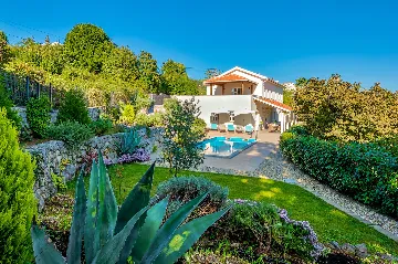 Stylish 4-Bedroom Villa with Pool in Opatija