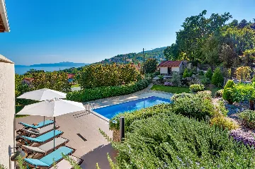 Stylish 4-Bedroom Villa with Pool in Opatija