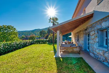 Stylish 4-Bedroom Villa with Pool in Opatija