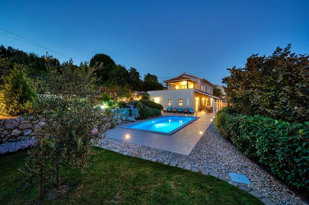 Stylish 4-Bedroom Villa with Pool in Opatija
