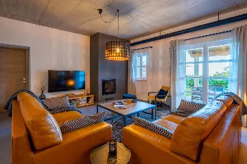 Stylish 4-Bedroom Villa with Pool in Opatija