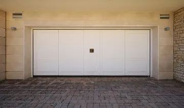 Contemporary Villa Retreat with Pool in Savudrija