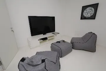 Contemporary Villa Retreat with Pool in Savudrija