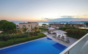 Contemporary Villa Retreat with Pool in Savudrija