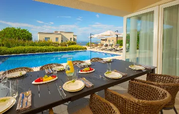 Contemporary Villa Retreat with Pool in Savudrija