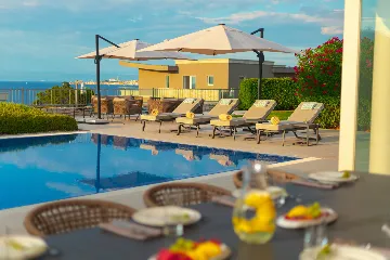 Contemporary Villa Retreat with Pool in Savudrija