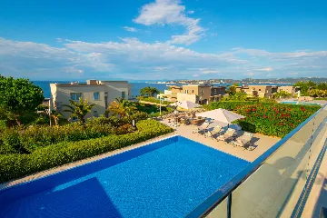 Contemporary Villa Retreat with Pool in Savudrija