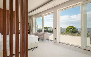 Contemporary Villa Retreat with Pool in Savudrija