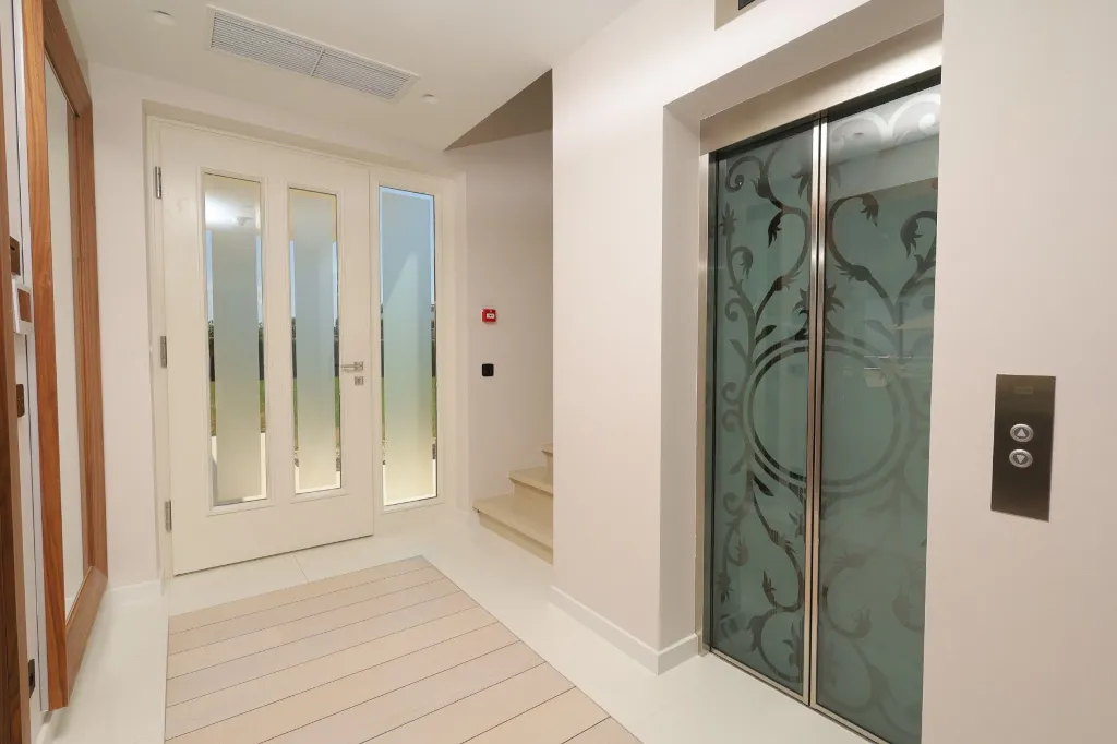 Contemporary Villa Retreat with Pool in Savudrija