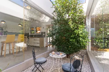 Modern Family Villa with Pool in Kaštel Sućurac