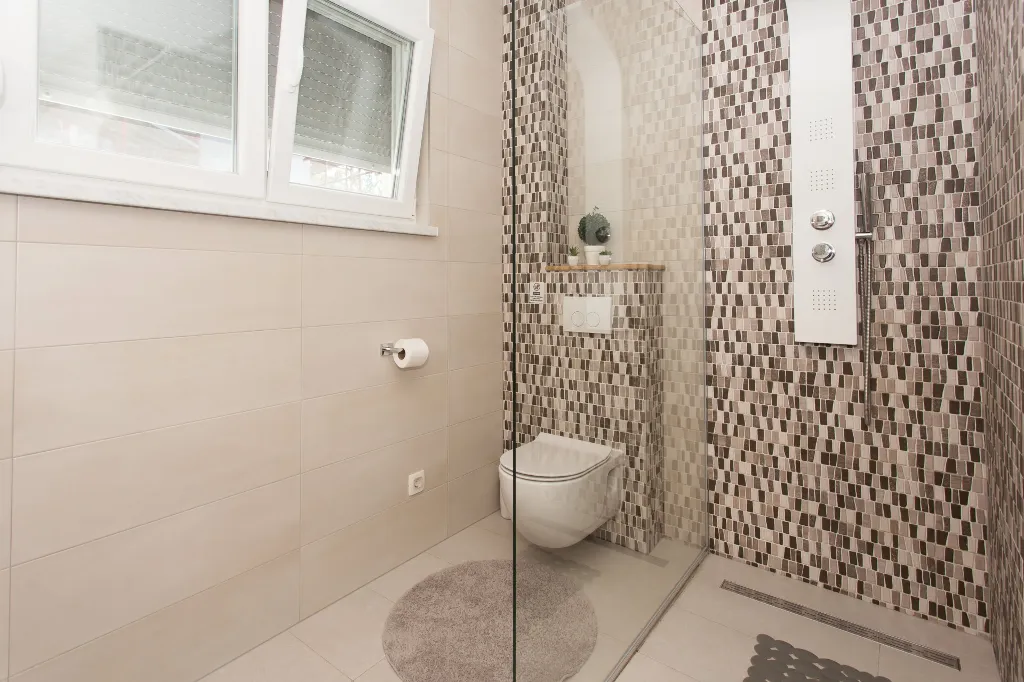 Modern Family Villa with Pool in Kaštel Sućurac