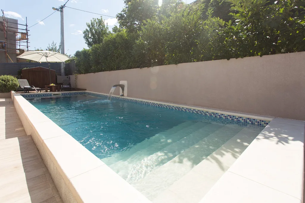 Modern Family Villa with Pool in Kaštel Sućurac