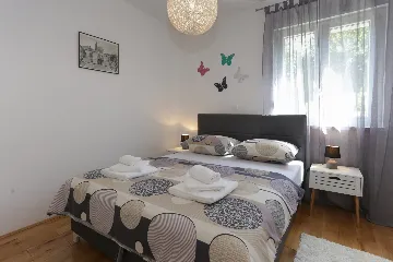 Modern Family Villa with Pool in Kaštel Sućurac