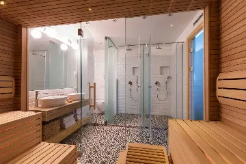 Contemporary Villa with Pool in Žrnovnica