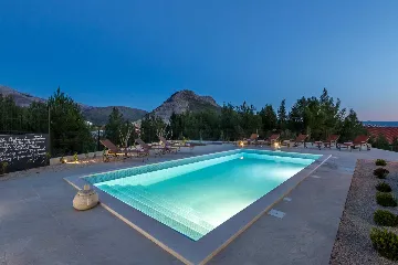 Contemporary Villa with Pool in Žrnovnica